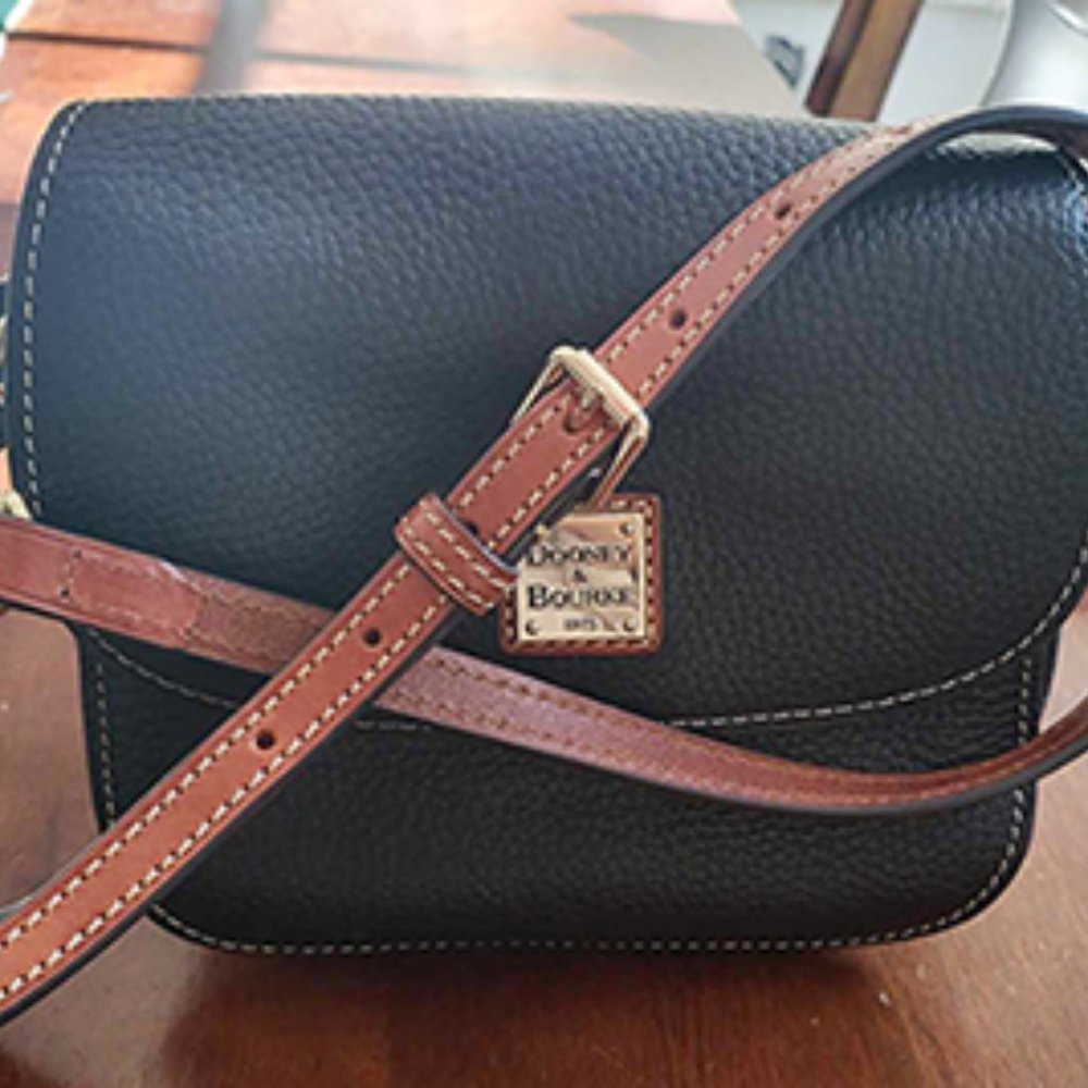 Dooney & Bourke Pebble Grain Saddle Crossbody Shoulder Bag